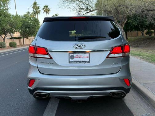 Iron Frost 2018 Hyundai SANTA FE SE