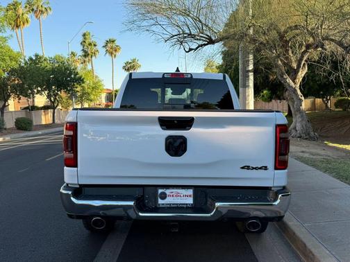 Bright White Clearcoat 2022 RAM 1500 Laramie