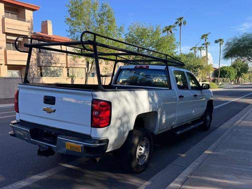 Summit White 2018 Chevrolet Silverado 2500 WT