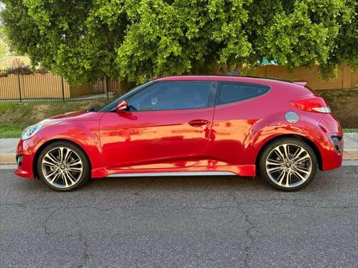 2016 Hyundai Veloster Turbo