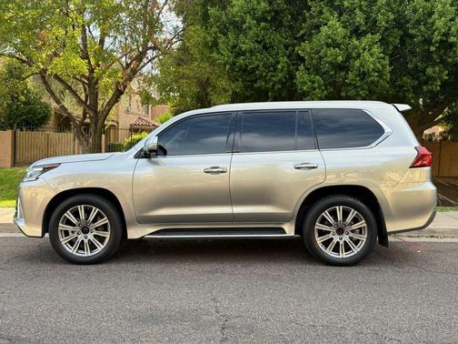 2017 Lexus LX 570 Base