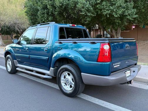 2001 Ford Explorer Sport Trac Base