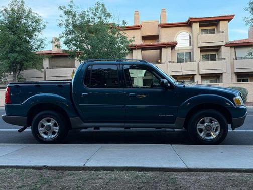 2001 Ford Explorer Sport Trac Base