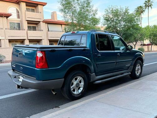 2001 Ford Explorer Sport Trac Base