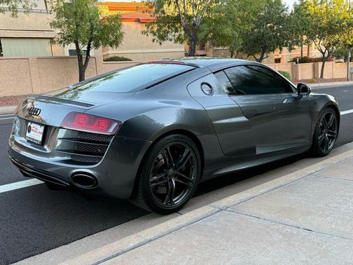 2012 Audi R8 5.2 quattro