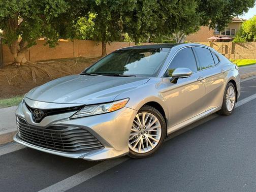 Celestial Silver Metallic 2019 Toyota Camry XLE Sedan