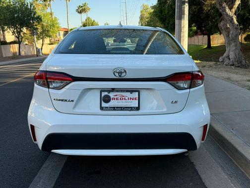 White 2020 Toyota Corolla LE