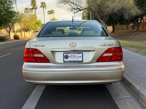 2002 Lexus LS 430 Base