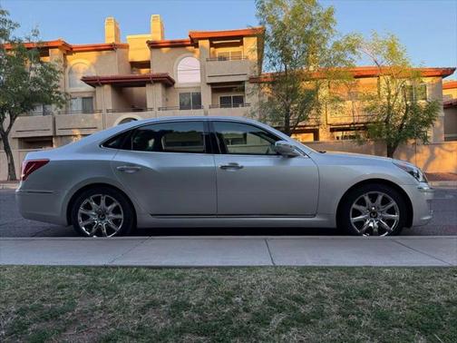 2011 Hyundai Equus Signature
