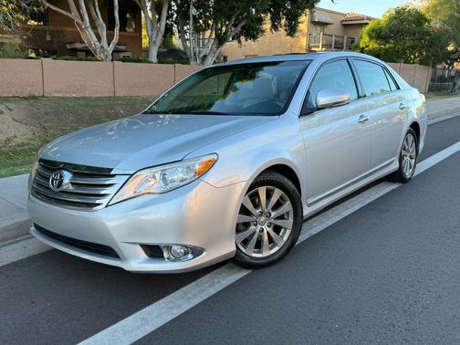 2012 Toyota Avalon Base