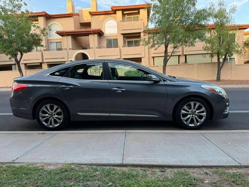 Gray 2013 Hyundai Azera Base