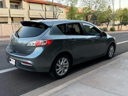 2013 Mazda Mazda3 i Grand Touring