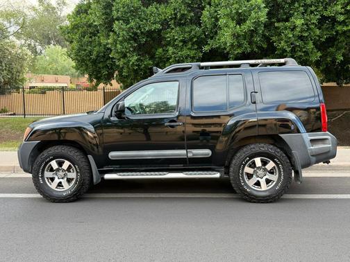Black 2013 Nissan Xterra PRO-4X