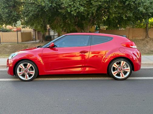 2016 Hyundai Veloster Base