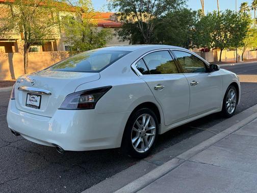 2012 Nissan Maxima S