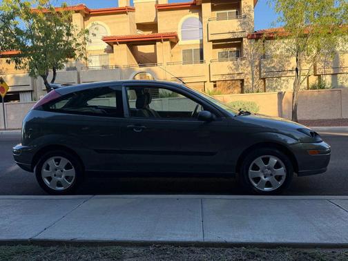 2002 Ford Focus ZX3
