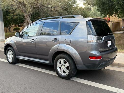 2009 Mitsubishi Outlander ES
