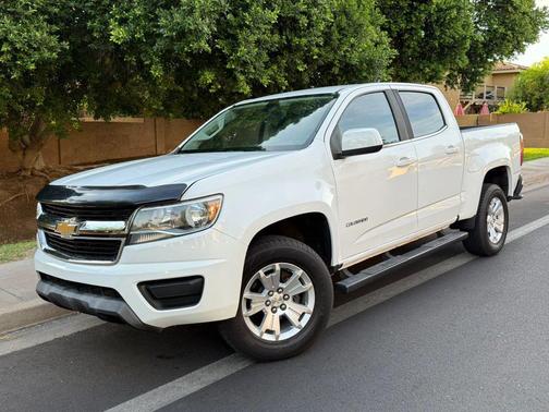 White 2020 Chevrolet Colorado LT