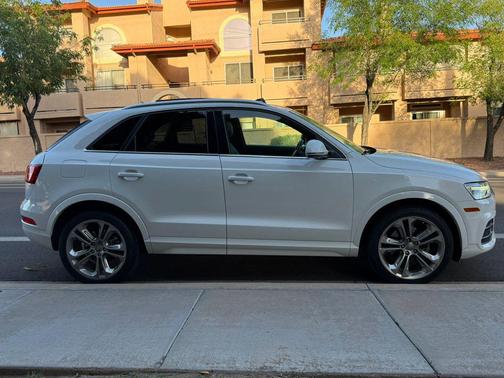 2017 Audi Q3 2.0T Premium Plus