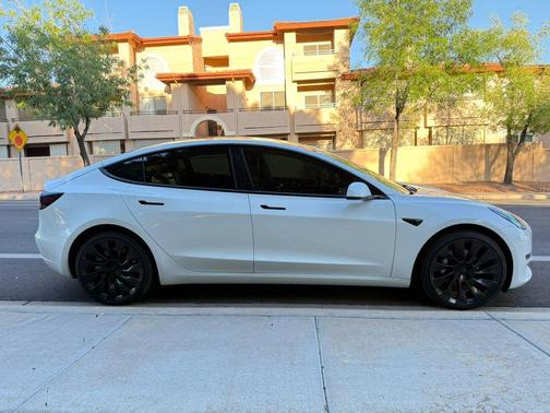 White 2022 Tesla Model 3 Long Range