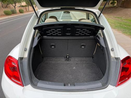 Candy White 2014 Volkswagen Beetle 2.5L