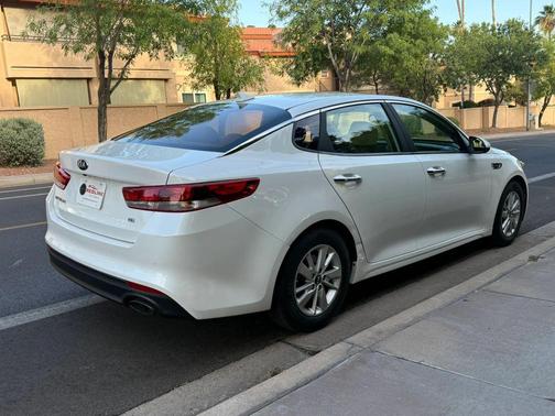 Snow White Pearl 2018 Kia Optima LX
