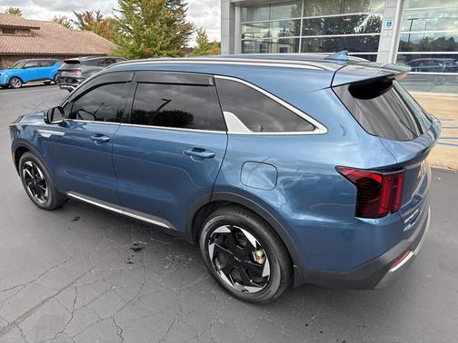 2025 Kia Sorento Hybrid EX