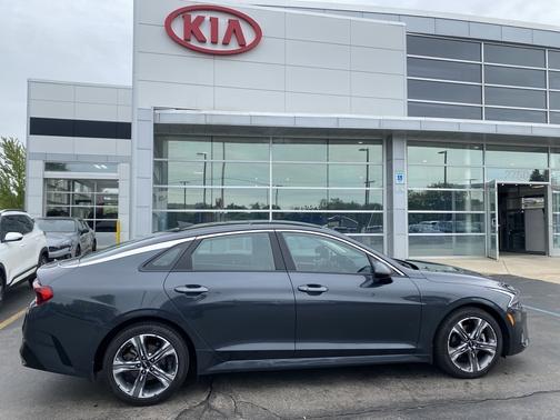 2024 Kia K5 EX