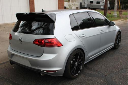 2016 Volkswagen Golf GTI 2.0T Autobahn w/Performance Package 4-Door