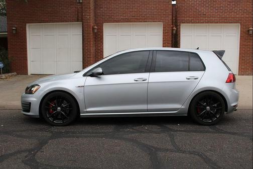 2016 Volkswagen Golf GTI 2.0T Autobahn w/Performance Package 4-Door