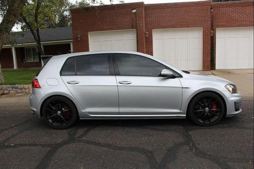 2016 Volkswagen Golf GTI 2.0T Autobahn w/Performance Package 4-Door