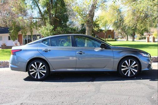 2021 Nissan Altima SR Intelligent AWD