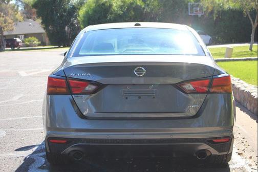 2021 Nissan Altima SR Intelligent AWD