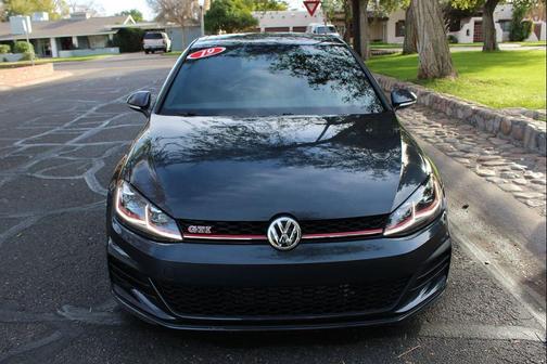 2019 Volkswagen Golf GTI 2.0T S 4-Door