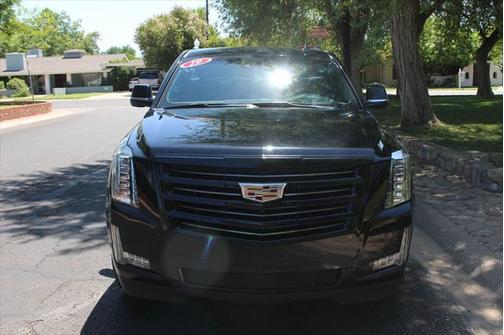 2019 Cadillac Escalade Platinum