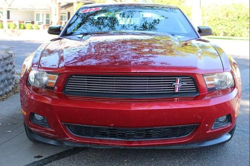 2012 Ford Mustang V6 Premium