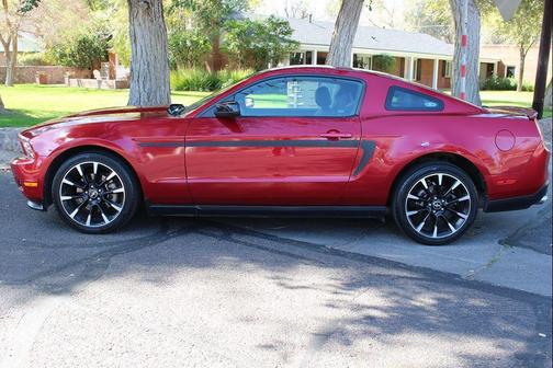2012 Ford Mustang V6 Premium