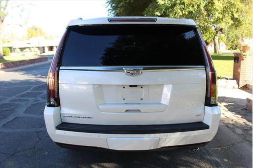 2017 Cadillac Escalade ESV Platinum