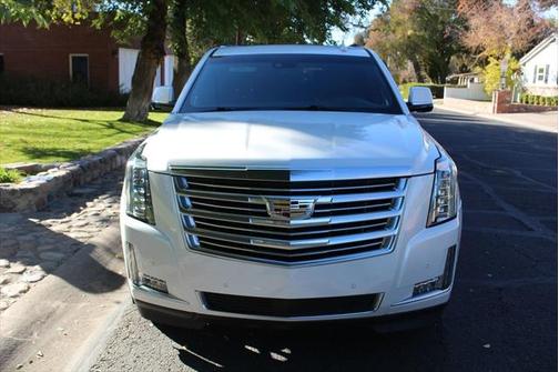 2017 Cadillac Escalade ESV Platinum