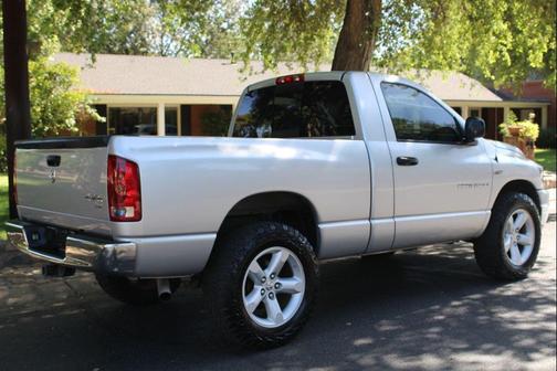 Bright Silver Metallic 2006 Dodge Ram 1500 SLT