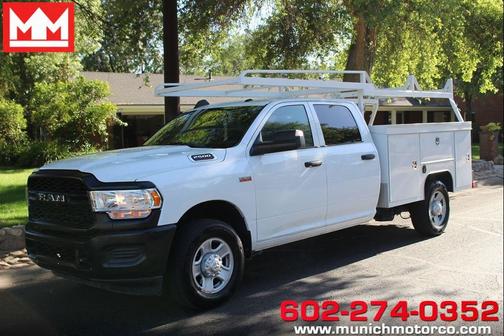 Bright White Clearcoat 2021 RAM 2500 Tradesman Crew Cab 4x2 8' Box