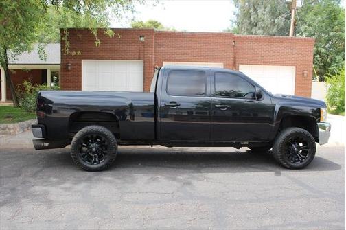2009 Chevrolet Silverado 2500 LTZ Crew Cab