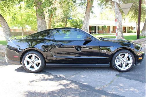 2012 Ford Mustang GT Premium