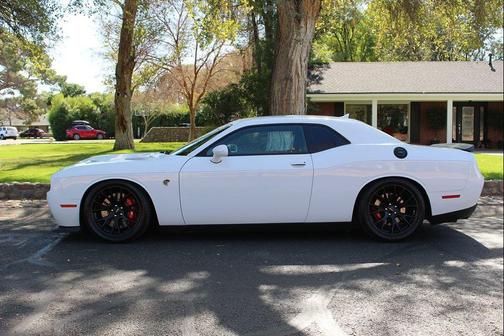 2015 Dodge Challenger SRT Hellcat