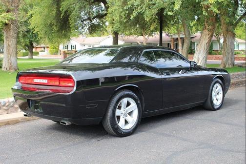 2010 Dodge Challenger SE