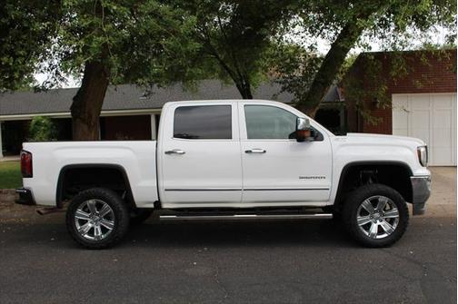 2017 GMC Sierra 1500 SLT