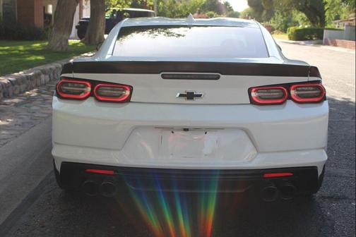 Summit White 2019 Chevrolet Camaro 1SS