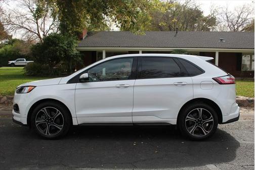 2020 Ford Edge ST