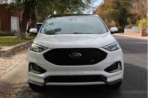 2020 Ford Edge ST