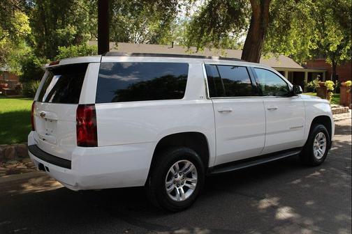 Summit White 2020 Chevrolet Suburban LT